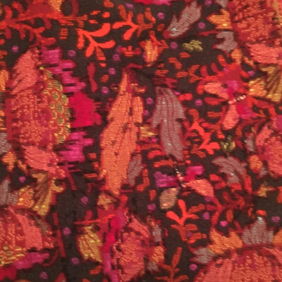 LIKE NEW LuLaRoe Floral Leggings - OS - Picture 2 of 5